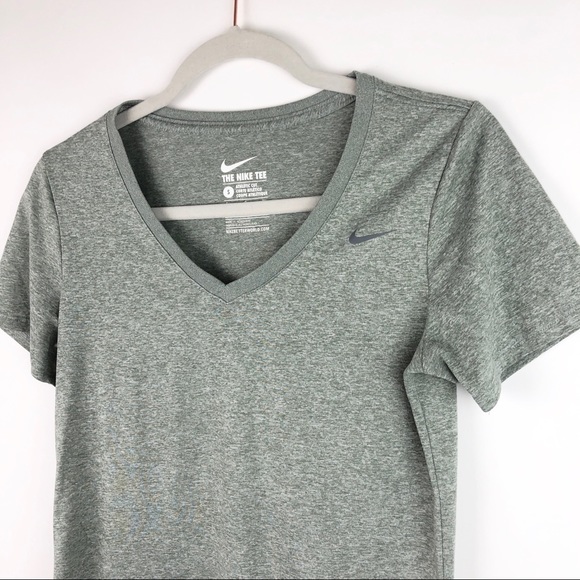 The Nike Tee Dri-Fit Athletic Cut Light Gray - Picture 5 of 8